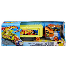 HOT WHEELS Трейлер с машинкой GCK39