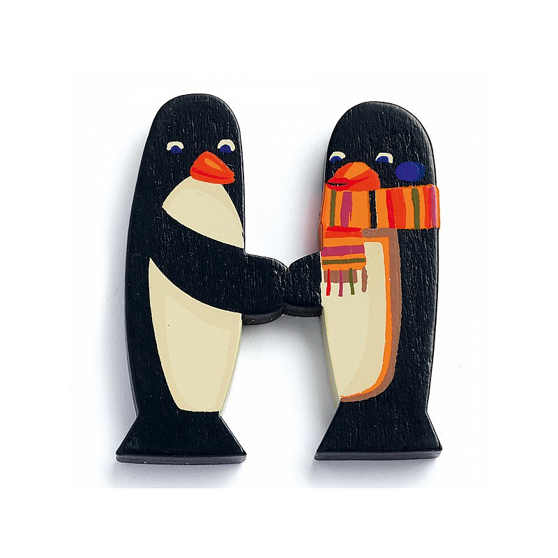 H - деревянная буква