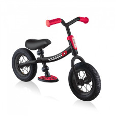 GLOBBER беговой велосипед Go Bike Air, черно-красный, 615-120